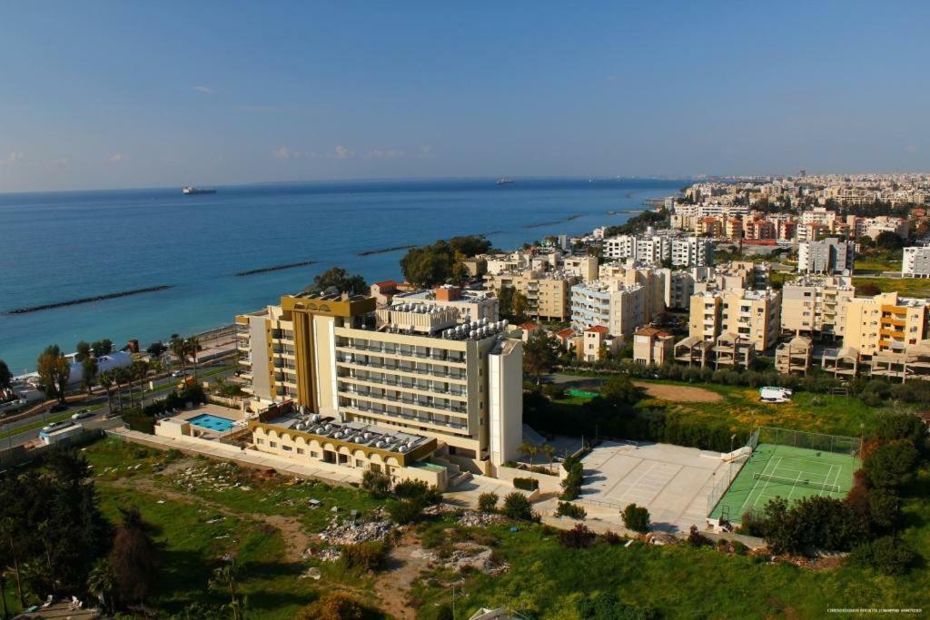 Zavos Marathon Beach Apartments Limassol Exterior photo